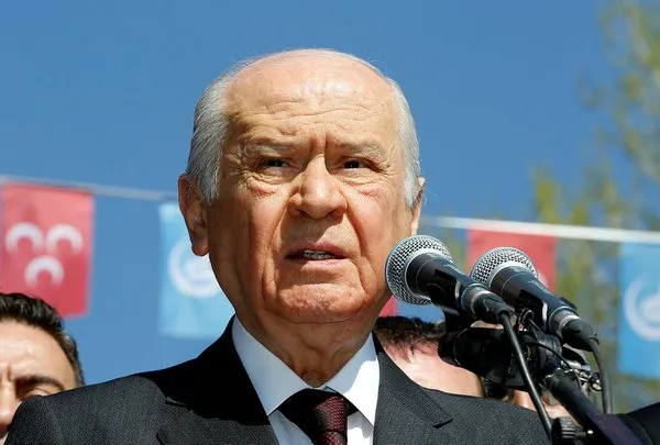 Alparslan Türkeş vefatının 21. yıldönümünde mezarı başında anıldı