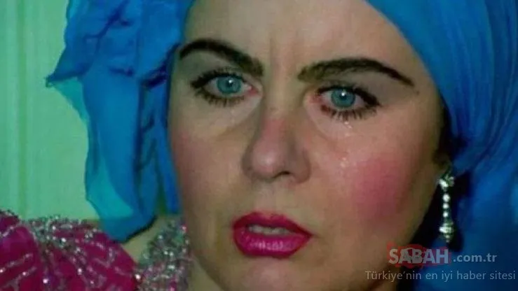 Yeşilçam’ın unutulmaz efsanesi Fatma Girik kazandığı ilk parayla bakın ne almış? İşte hayatıyla ilgili bilinmeyenleri…
