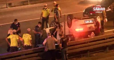 İstanbul D 100 Karayolu’nda makas atarak ilerleyen otomobil iki araca çarparak takla attı: 4 yaralı | Video