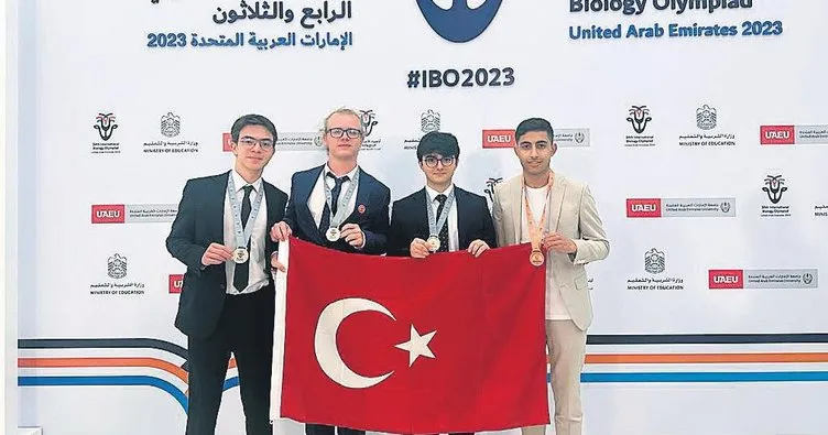 Türk öğrencilerden 10 madalya