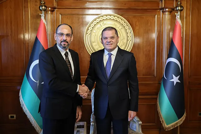 libyada-kritik-gorusme-mit-baskani-kalin-dibeybe-ile-bir-araya-geldi-1792523793828.jpg