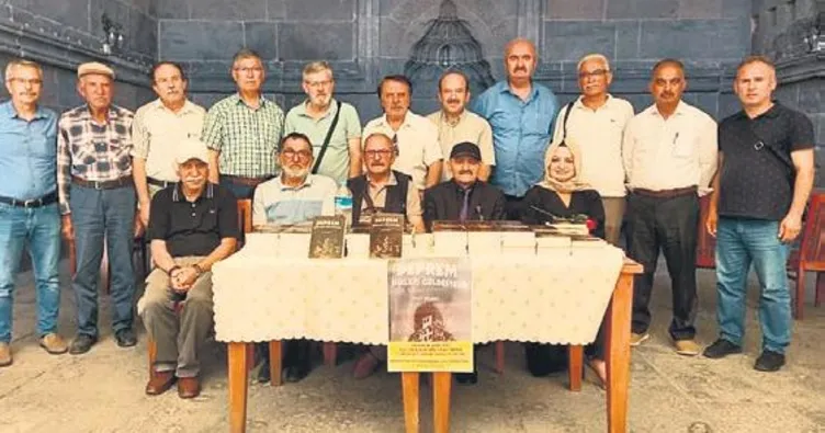 Depremin hüznünü mısralara döktüler