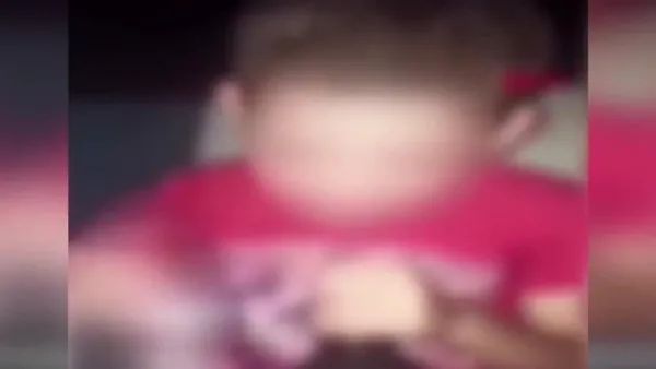 Son dakika haberi | Sosyal medyada skandal görüntüler! Küçük çocuğa zorla alkol içirip... | Video