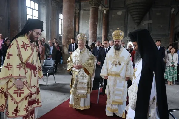 patrik-bartholomeostan-kapadokyadan-bayram-mesaji-1779016729945.jpg