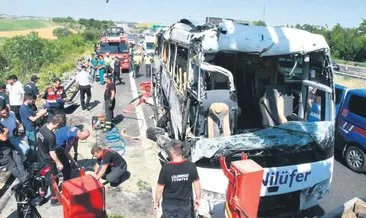 Katliam gibi kaza 6 ölü, 25 yaralı #edirne