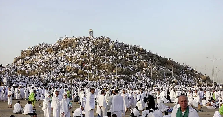 Vakfe Duası Canlı Yayın: Arafat Vakfe duası nasıl ve nereden izlenir?