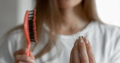 Sağlıksız ve dökülen saçların çaresi bulundu! Bu maske köklerinizi 1 ayda 5 cm uzatıyor…