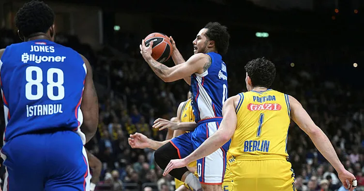 Anadolu Efes, Alba Berlin’i rahat geçti!