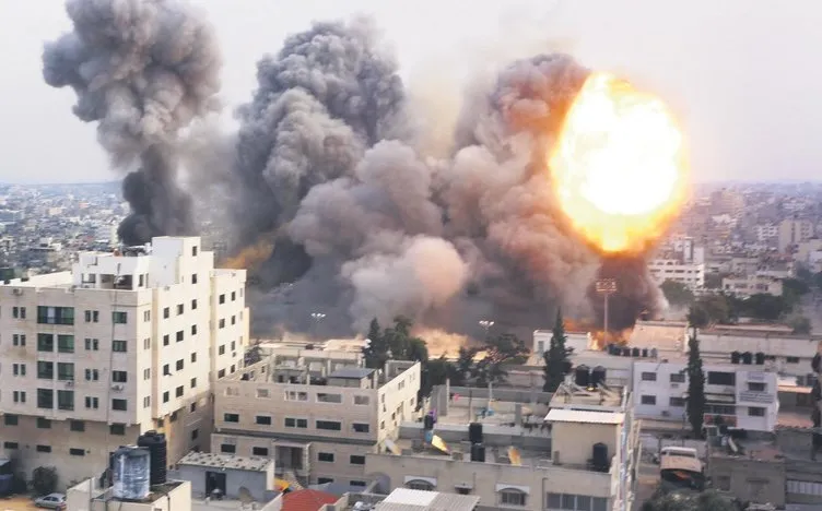 Ateş hattında ölümüne gazetecilik! Mezarların bile bombalandığı yer: Gazze