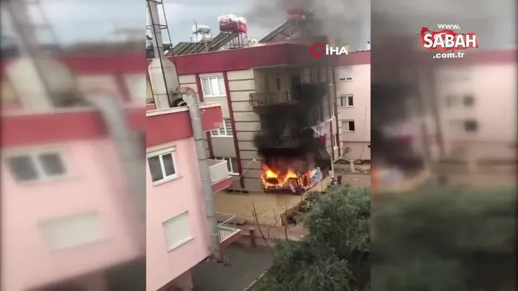 Balkon alev topuna döndü, mahalleli panik yaşadı | Video