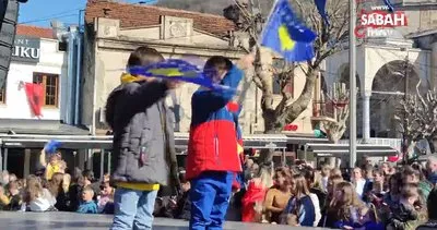 Kosova 15’inci Bağımsızlık Günü’nü kutluyor | Video