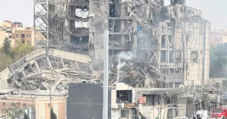 Şer ittifakı sivillere bomba yağdırdı