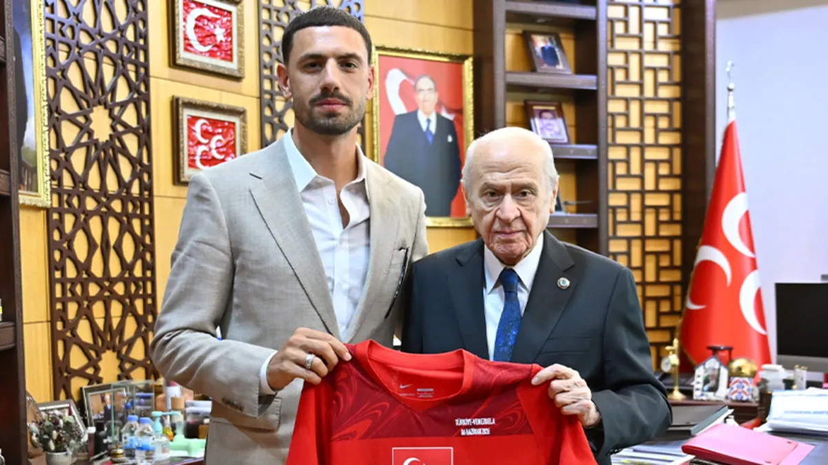 MHP Genel Başkanı Devlet Bahçeli, Merih Demiral’ı kabul etti! MHP Genel Başkanı Devlet Bahçeli, Merih Demiral’ı kabul etti!