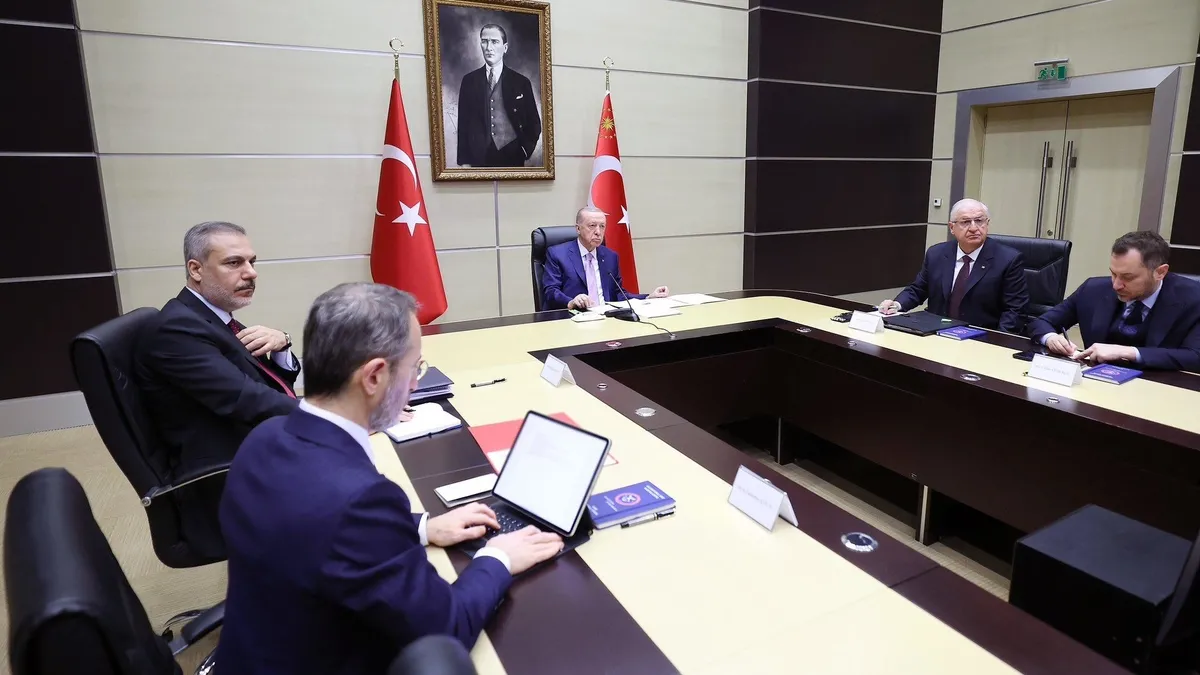 Cumhurbaşkanı Erdoğan, Çevrimiçi Liderler Toplantısı’na katıldı Cumhurbaşkanı Erdoğan, Çevrimiçi Liderler Toplantısı’na katıldı