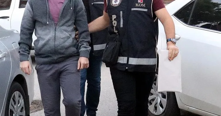 İzmir’de FETÖ soruşturmasında evli çift gözaltına alındı