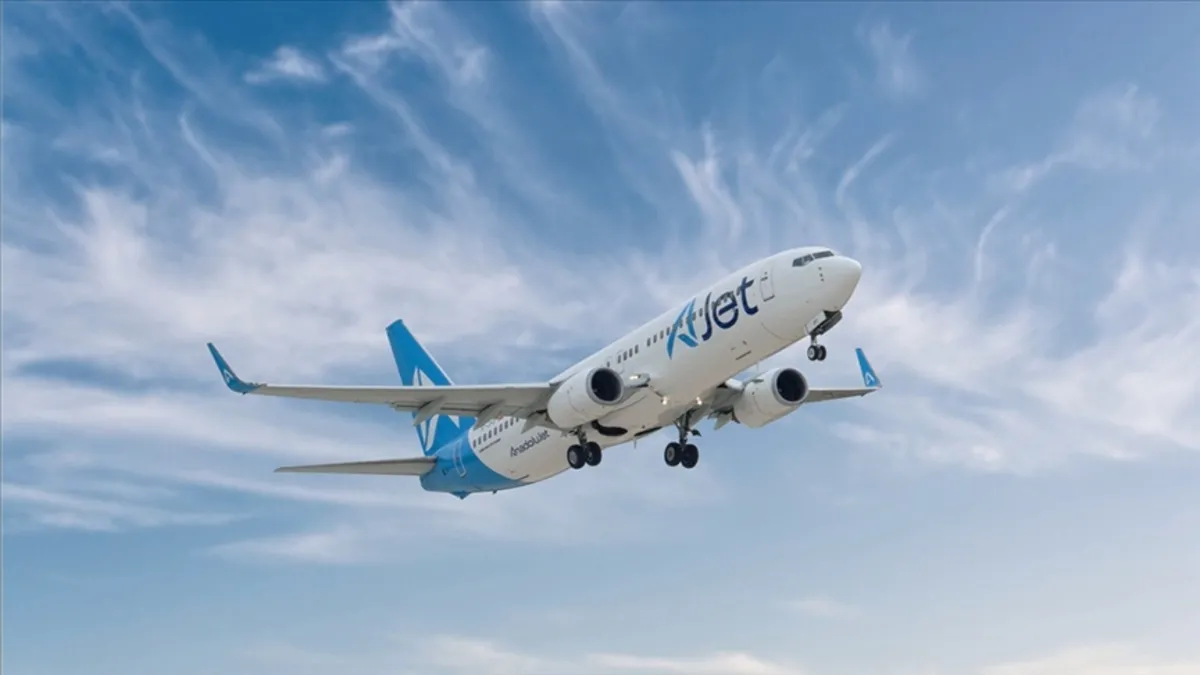 AJet'in Tiran seferleri başlıyor