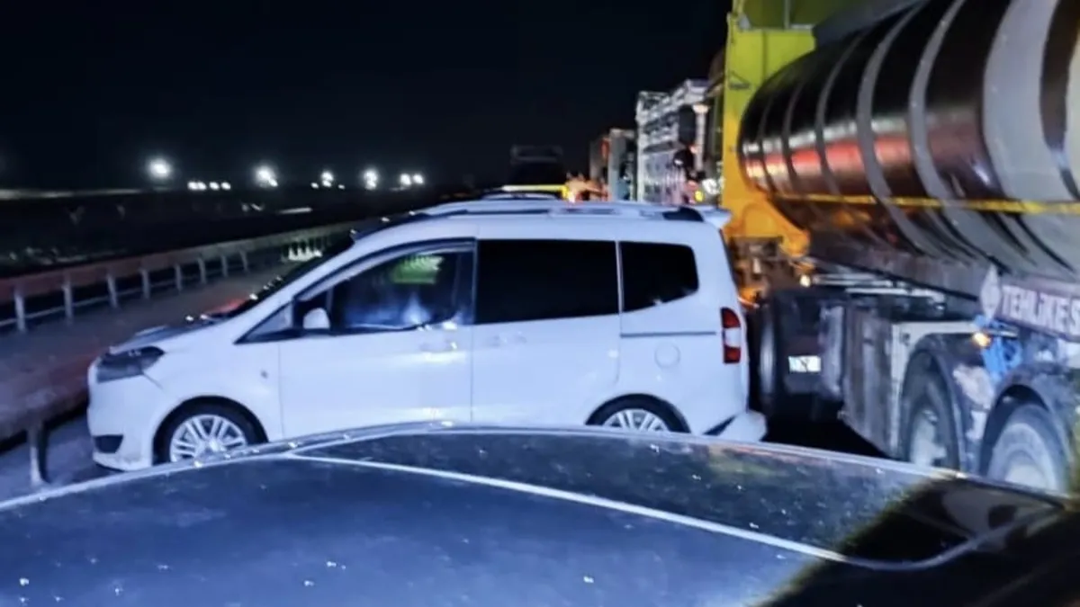 Nusaybin’de 7 araç zincirleme kazaya karıştı! Nusaybin’de 7 araç zincirleme kazaya karıştı!