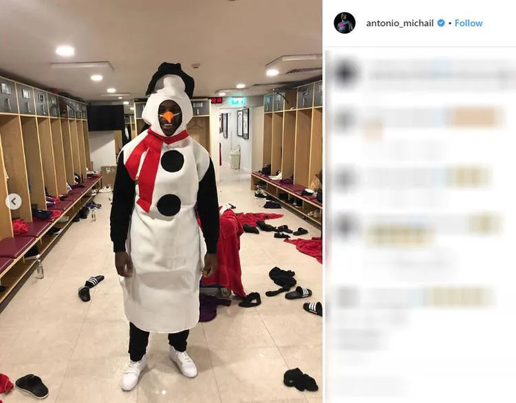 Michail Antonio, Lamborghini ile kaza yaptı