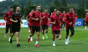 A Milli Takım, Karadağ maçı hazırlıklarına başladı