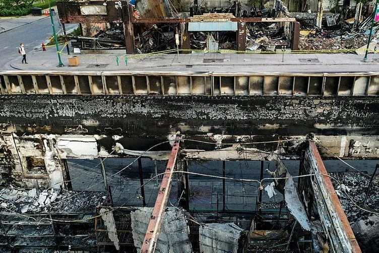 ABD'de George Floyd'un öldürülmesinin ardından başlayan protestolar hızla yayılıyor! Çok sayıda ülkeye sıçradı