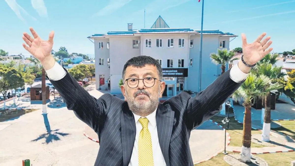 Seferihisar Belediyesi'nde rüşvet soruşturması kapsamında CHP Milletvekili Veli Ağbaba'nın adı geçti.