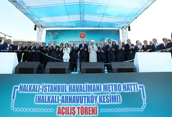 son-dakika-baskan-erdogan-halkali-istanbul-havalimani-metro-hattini-acti-istanbulu-kaderine-terk-etmeyecegiz-1781873370326.jpg