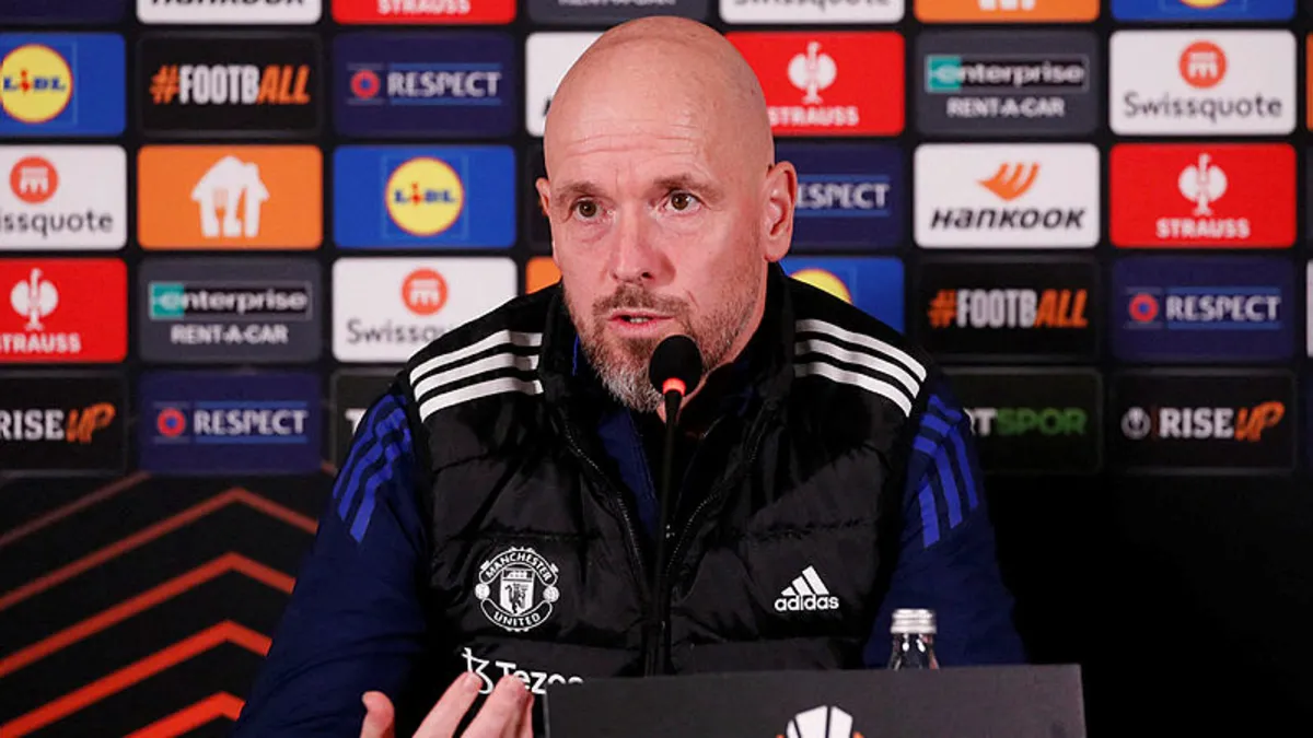 Erik ten Hag: “2 maçta 2 puanımız var. Yarın kazanmalıyız” Erik ten Hag: “2 maçta 2 puanımız var. Yarın kazanmalıyız”