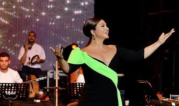 Sibel Can’a 1500 kişilik dev koro