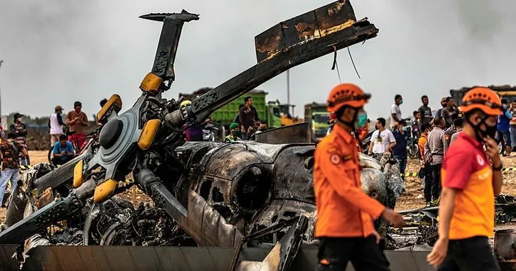 Endonezya’da askeri helikopter düştü: 4 ölü, 5 yaralı