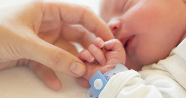 Rüyada Başkasının Erkek Bebek Doğurduğunu Görmek Ne Anlama Gelir? Rüyada Birinin Erkek Doğurmasının Anlamı - Sabah