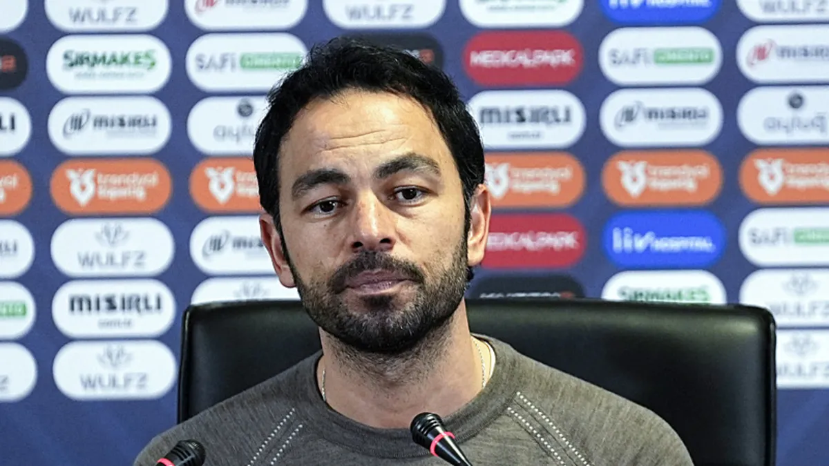 Selçuk İnan: “İlk isabetli şutta gol yedik” Selçuk İnan: “İlk isabetli şutta gol yedik”