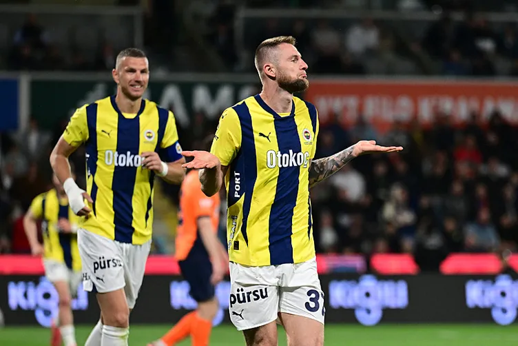 Anderson Talisca ve Dusan Tadic arasında tartışma! Başakşehir – Fenerbahçe maçında flaş olay!