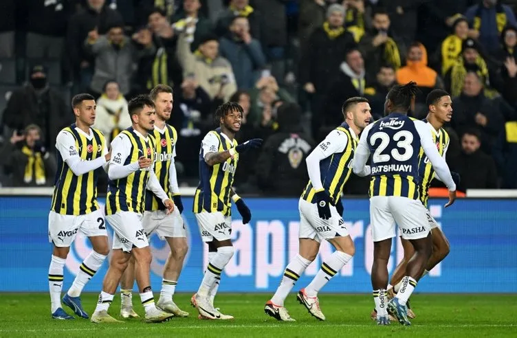 Son dakika Fenerbahçe haberi: Fenerbahçe’den şaşkına çeviren transfer! 18 maçta 14 gol attı: Resmi açıklama geldi...
