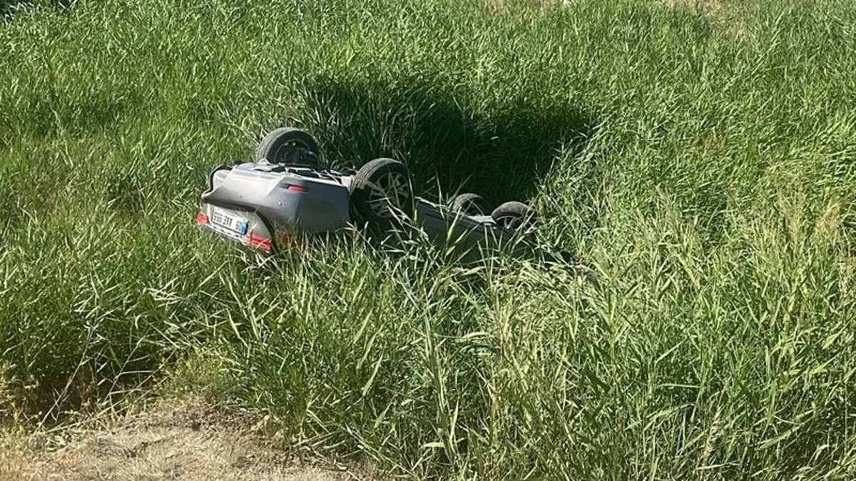 Kırıkkale’de otomobil takla attı: Aynı aileden 5 kişi yaralandı! Kırıkkale’de otomobil takla attı: Aynı aileden 5 kişi yaralandı!