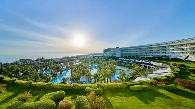 almanyanin-en-etkin-gazetesi-bild-secti-avrupanin-tatil-gozdesi-antalya-1781943580874.jpg