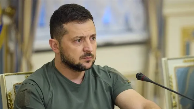 zelenskiy-rusyanin-hava-sahasinda-guvenli-anlar-sona-erdi-1788288443551.jpeg Zelenskiy: