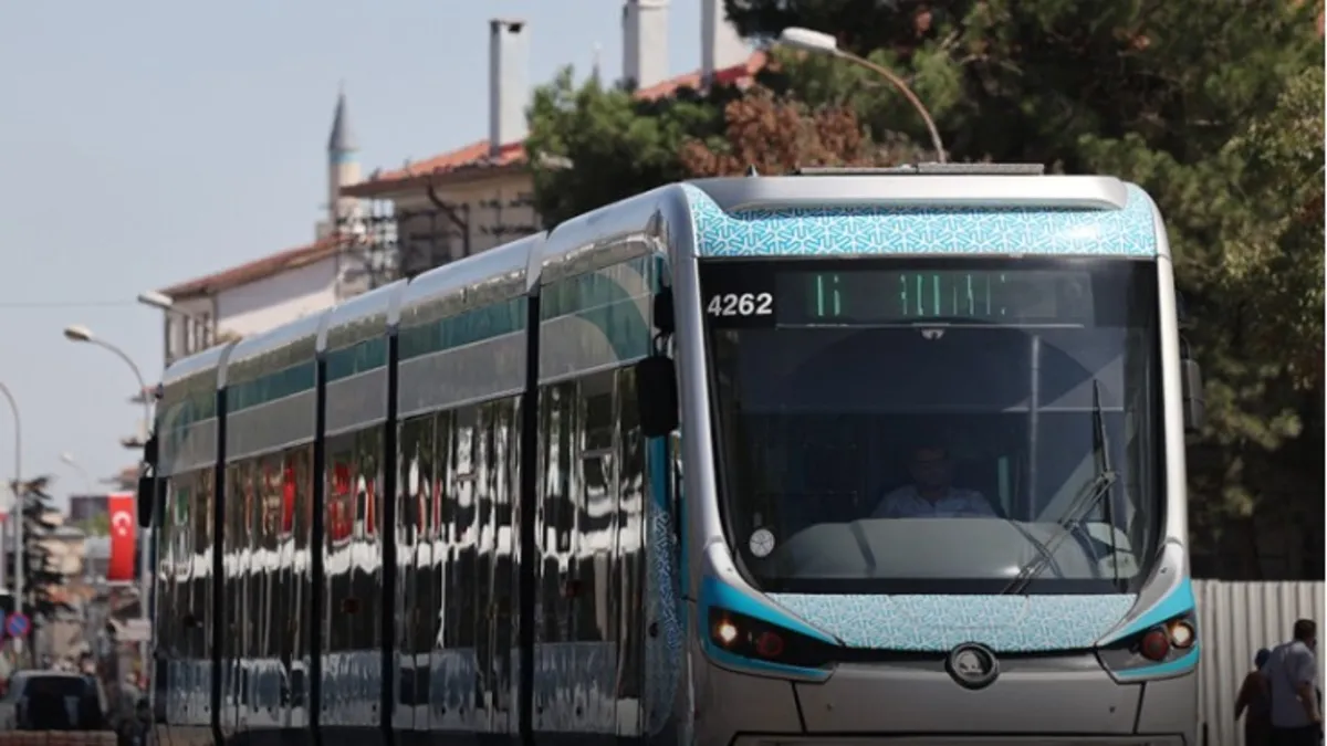 Konya Büyükşehir Belediye Başkanı Atalay: Türkiye’nin en ucuz öğrenci ulaşımı Konya’da Konya Büyükşehir Belediye Başkanı Atalay: Türkiye’nin en ucuz öğrenci ulaşımı Konya’da