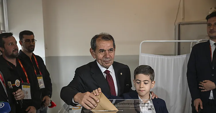 Dursun Özbek oyunu kullandı
