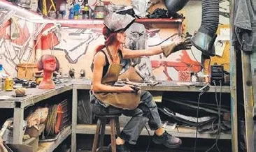 Güzel sanatların metal kadını