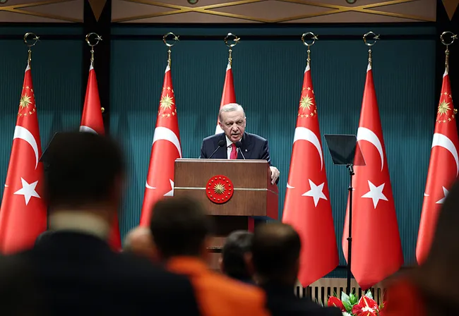 son-dakika-kabine-toplantisi-basladi-iste-masadaki-konular-1775481950491.jpeg SON DAKİKA | Kabine Toplantısı başladı! İşte masadaki konular