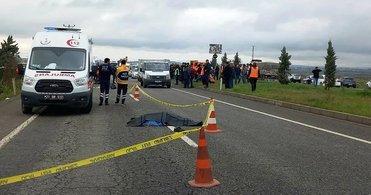 Yol işçilerine çarpıp kaçtı: 3 ölü