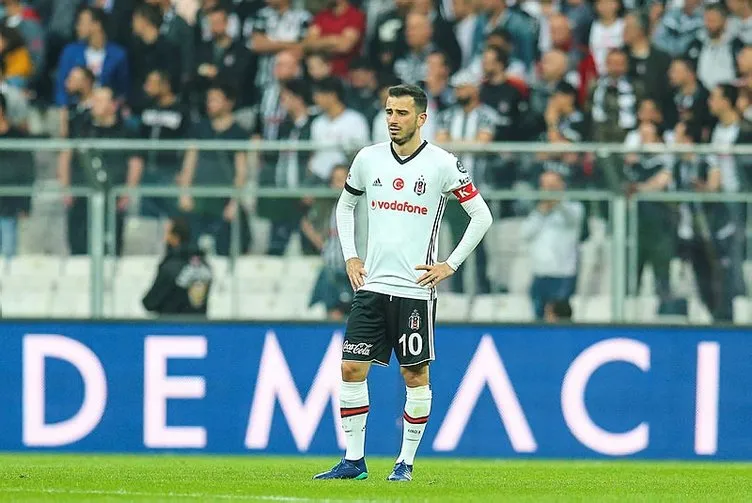 Beşiktaş’ta 6 futbolcuyla yollar ayrılıyor