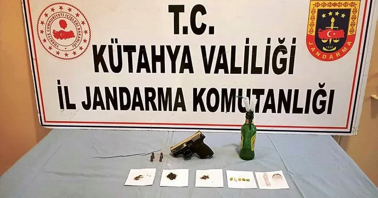 Kütahya’da araçtan uyuşturucu çıktı