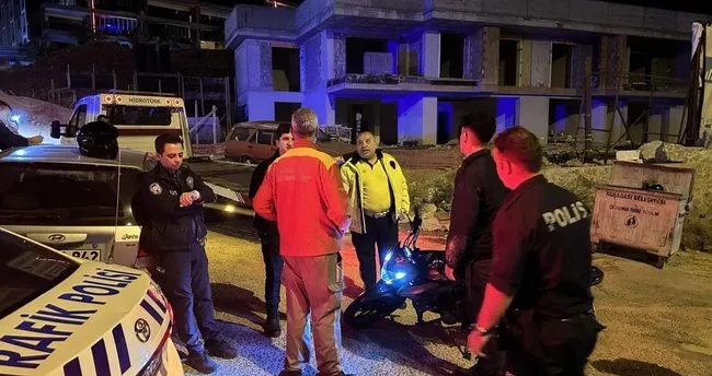 Ehliyetsiz sürücü 5 kilometrelik kovalamaca sonucu yakalandı Ehliyetsiz sürücü 5 kilometrelik kovalamaca sonucu yakalandı