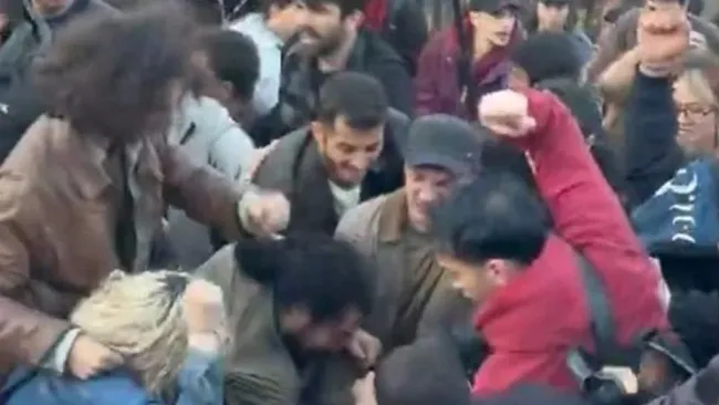 bayrak-dusmanlari-tek-tek-tespit-edildi-ilhan-kaya-dahil-6-kisiye-tutuklama-1778706881181.jpg