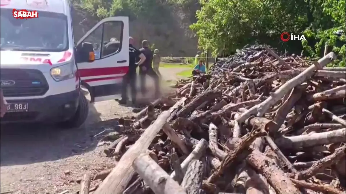 Gümüşhane’de korkunç cinayet! Eşini odunla döverek öldürdü | Video videosunu izle Gümüşhane’de korkunç cinayet! Eşini odunla döverek öldürdü | Video videosunu izle