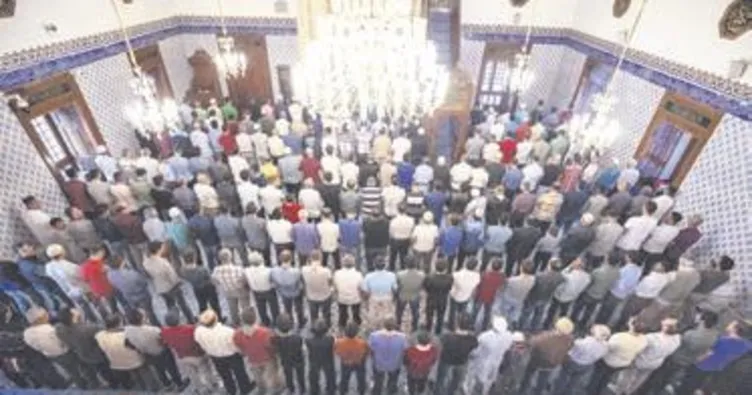 Ankaralılar bayramlaştı