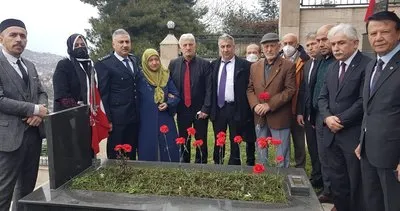 Polis Haftası nedeniyle emniyet teşkilatı şehitliği ziyaret etti