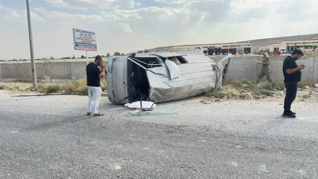 ceylanpinarda-trafik-kazasi-2-yarali-1782574551948.jpg