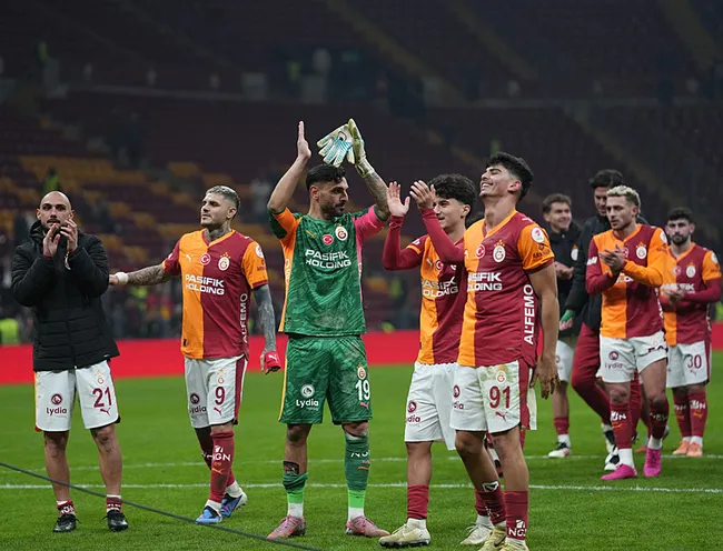 galatasaray-super-ligde-kasimpasayi-konuk-edecek-1766211964290.jpg
